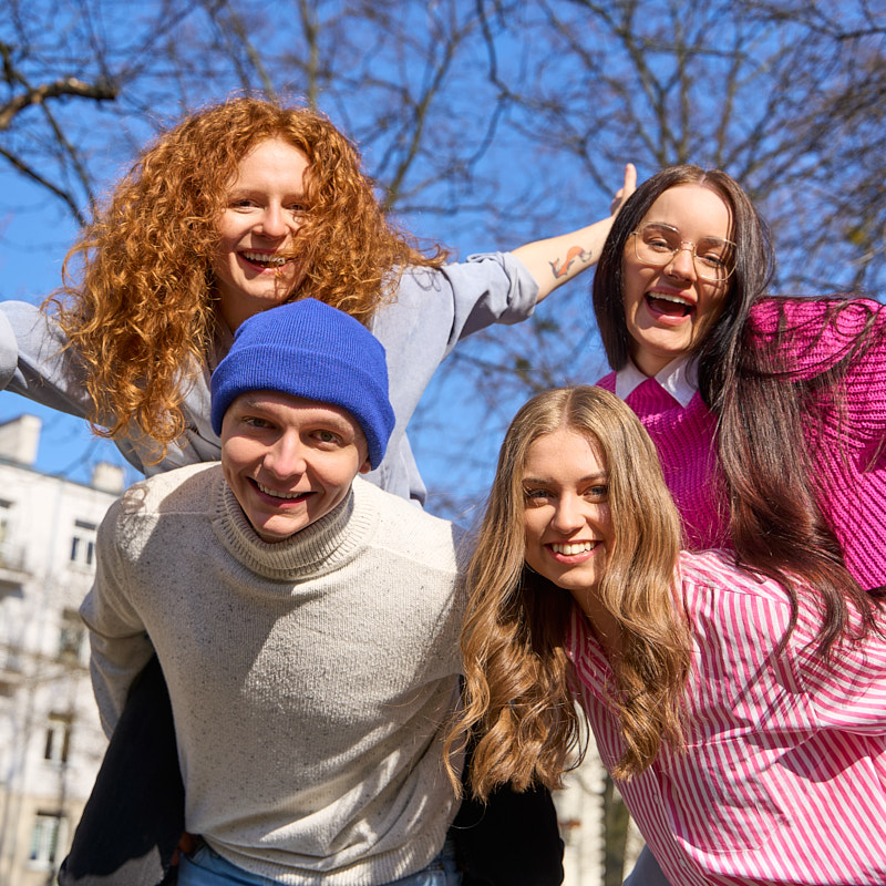 Zdjęcie reklamowe z ludźmi. Klient: Early Stage. Fotograf: Marek Wołynko.