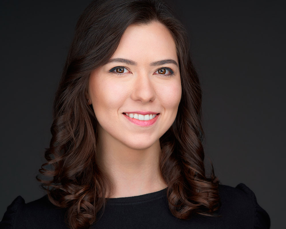 Profesjonalny portret biznesowy typu headshot na LinkedIn