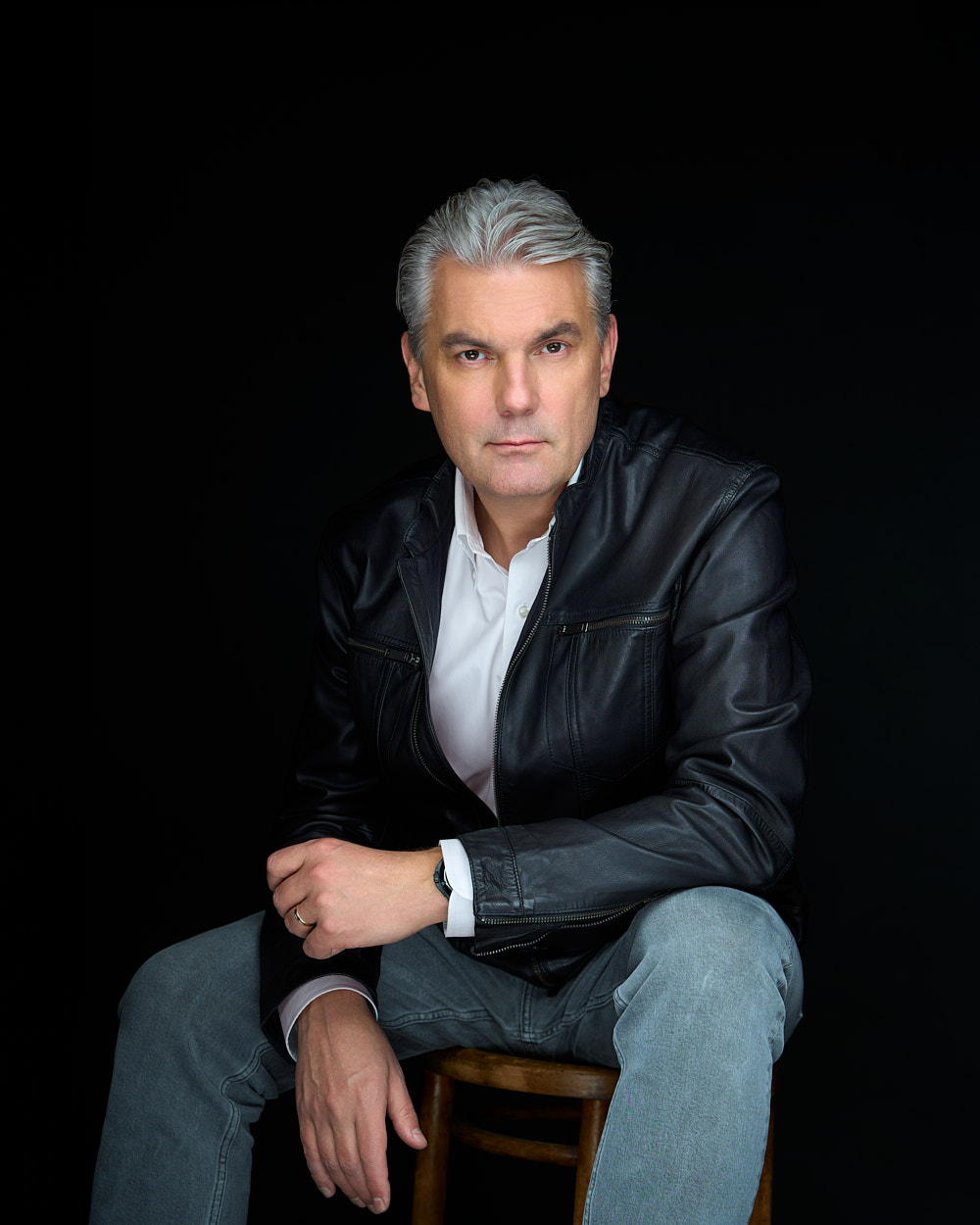 Sesja biznesowa na krześle